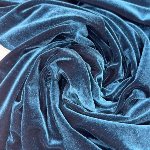 Elegant Queen Blue Sleeveless Stretch‎ Velvet Dress by Susan Graver - Picture 10 of 10